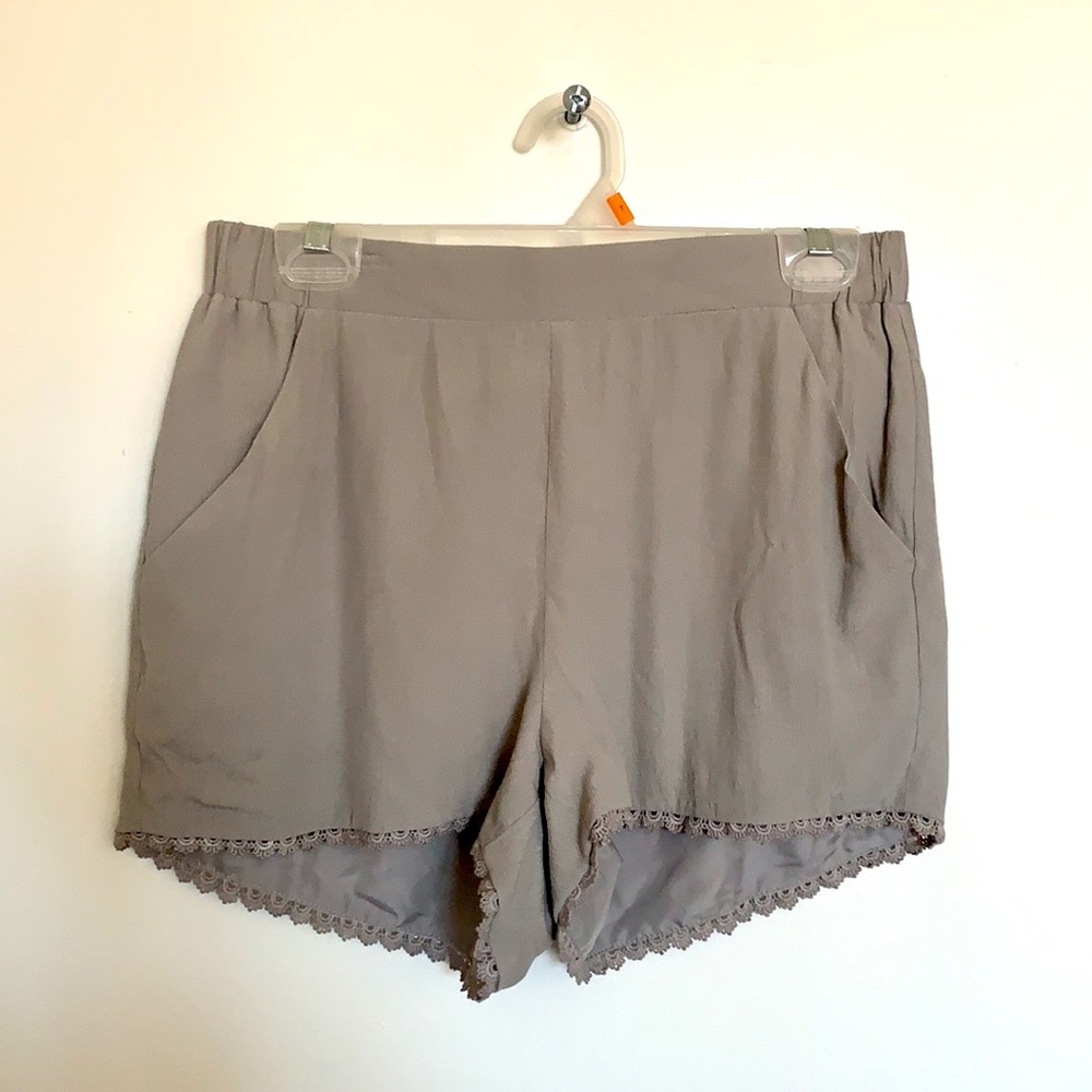 Cupcakes & Cashmere Gray Shorts